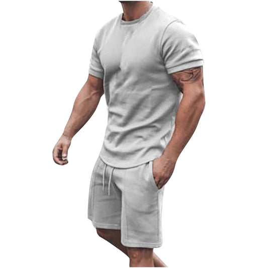 Men's Summer 2-Piece Gradient Tracksuit Set with Crew Neck Tee and Double Pocket Shorts for Vacation and Workout